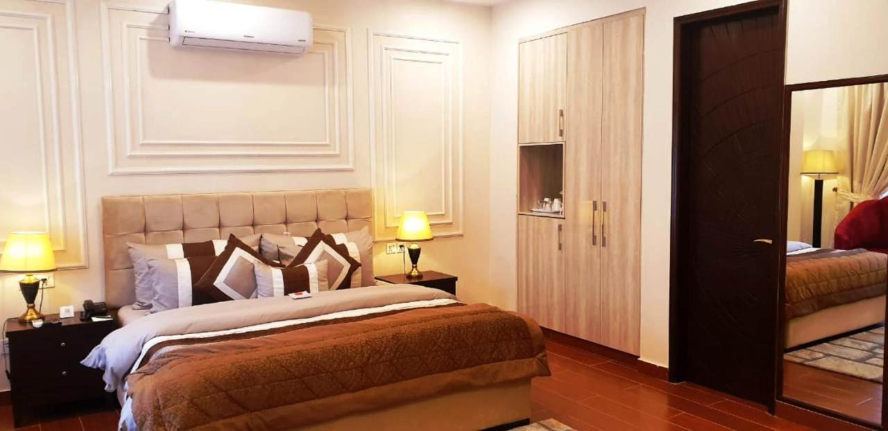 Belmorris Hotels & Resorts Multan Esterno foto