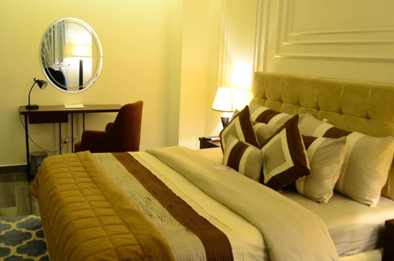 Belmorris Hotels & Resorts Multan Esterno foto