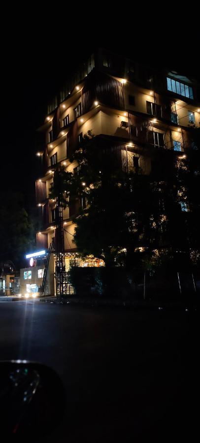 Belmorris Hotels & Resorts Multan Esterno foto