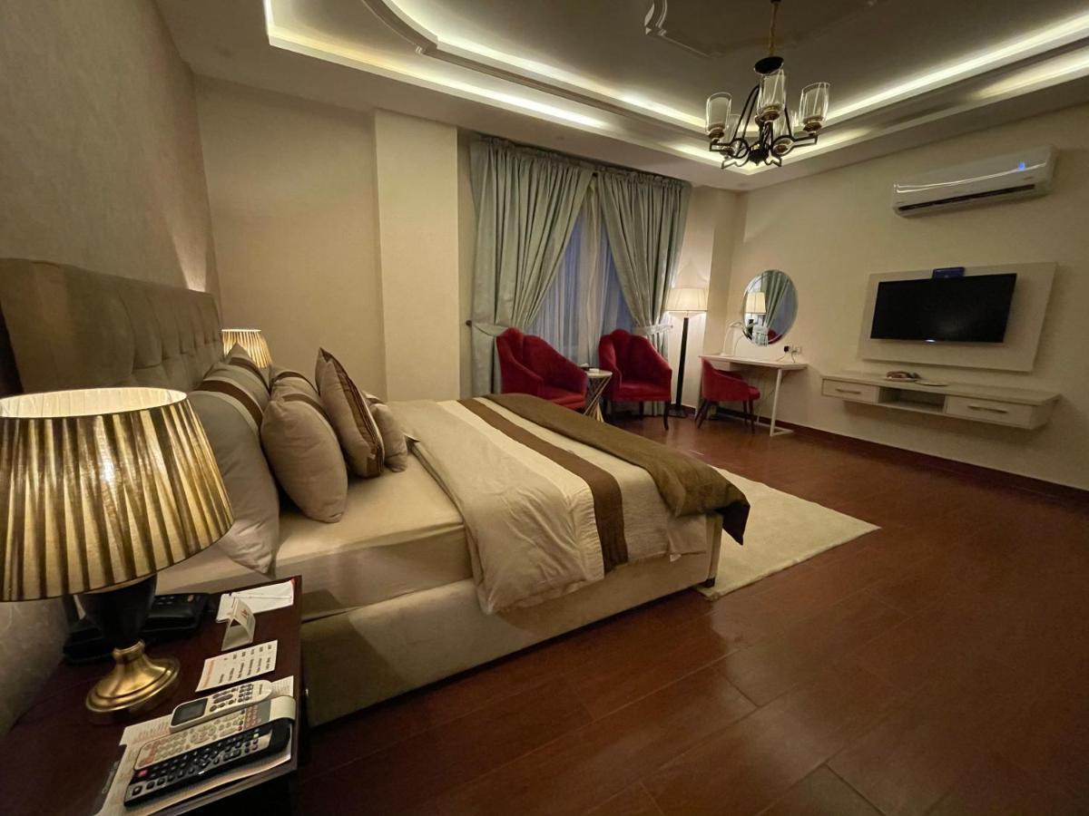 Belmorris Hotels & Resorts Multan Esterno foto