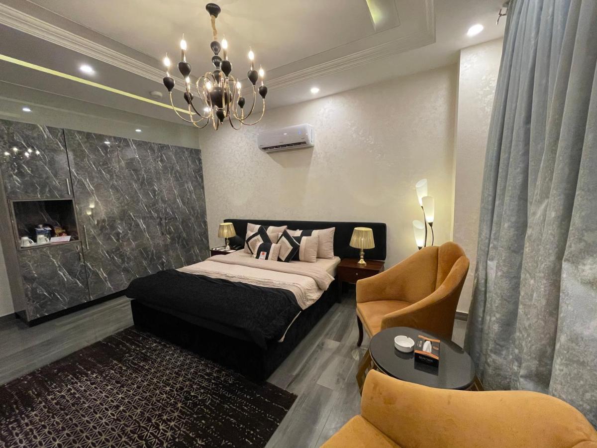 Belmorris Hotels & Resorts Multan Esterno foto
